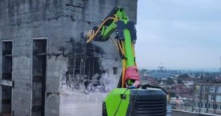 Демонтаж бетонных блоков Троицк, цена от 2957 руб.