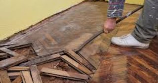 Демонтаж пола в квартире в Троицке - Стоимость от 519 рублей | Сварной-Трц