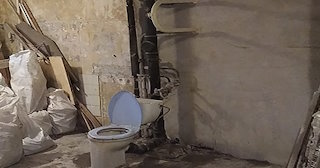 Демонтаж сантехкабины в панельном доме - цена от 1038 рублей | Сварной-Трц
